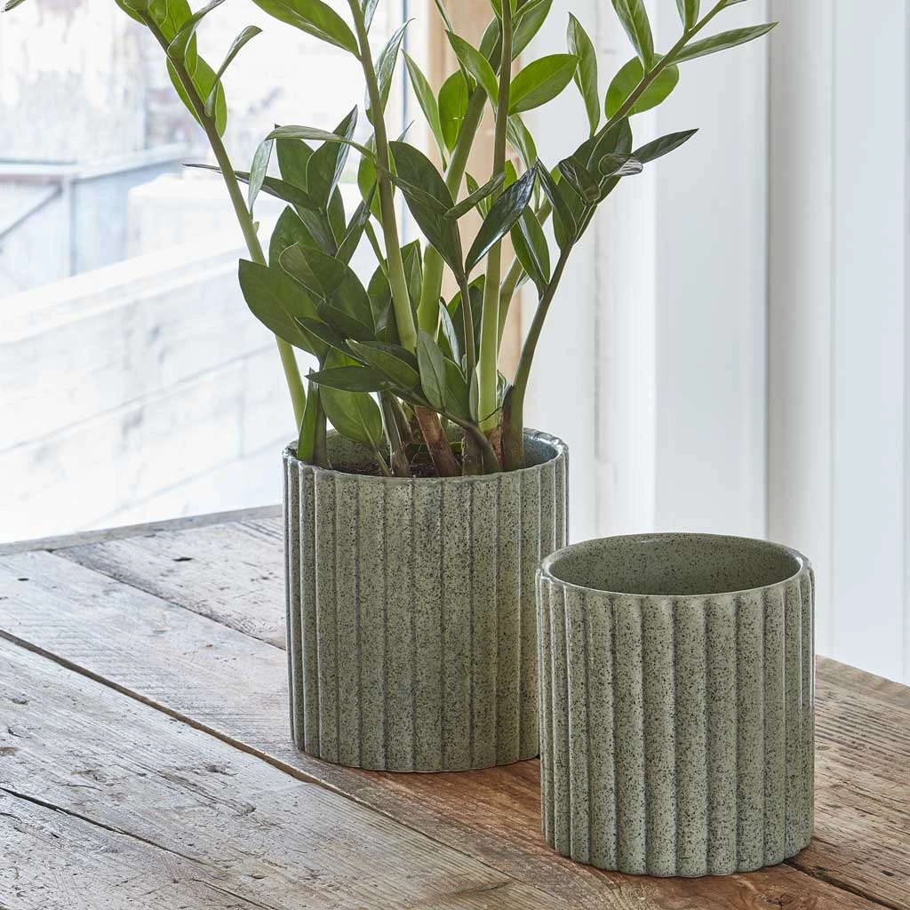 Azalea Ribbed Plant Pot - Speckled Green Stone 3 Azalea Ribbed Plant Pot - Speckled Green Stone - Image 3