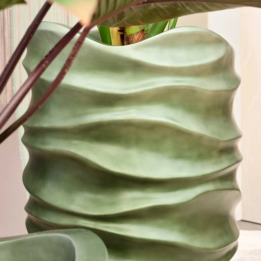 Gradient Lee Partner Planter - Matt Forest 2 Gradient Lee Partner Planter - Matt Forest - Image 2